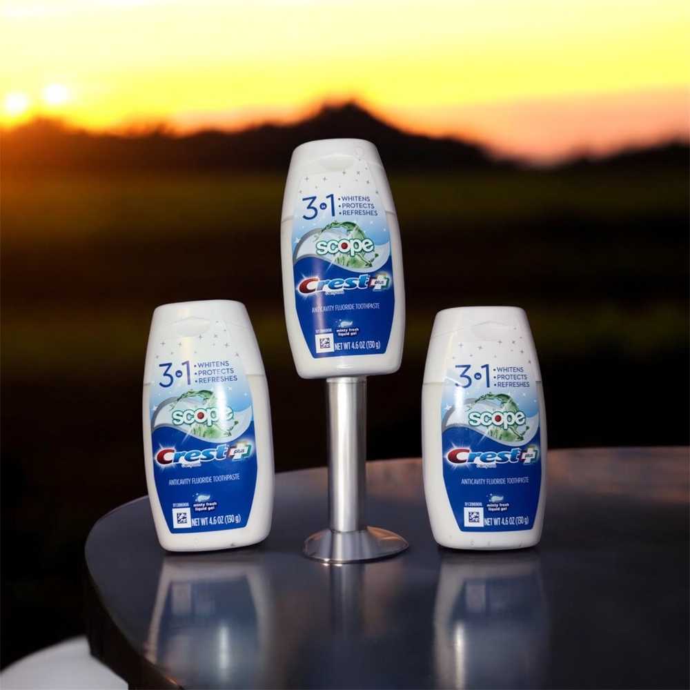 3 Crest 3D White with Scope - Blue and White
